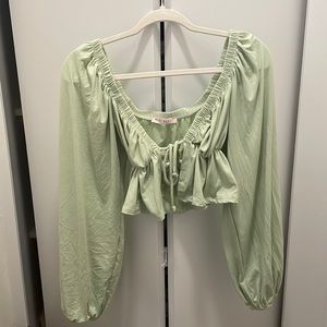 Super cute cropped top for going out